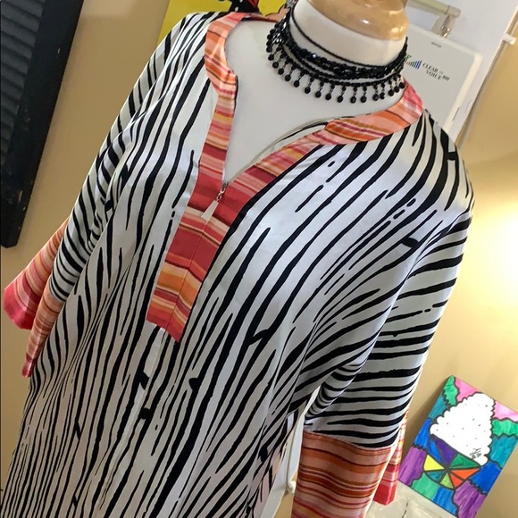 Oscar De la Renta kimono - Picture 2 of 5